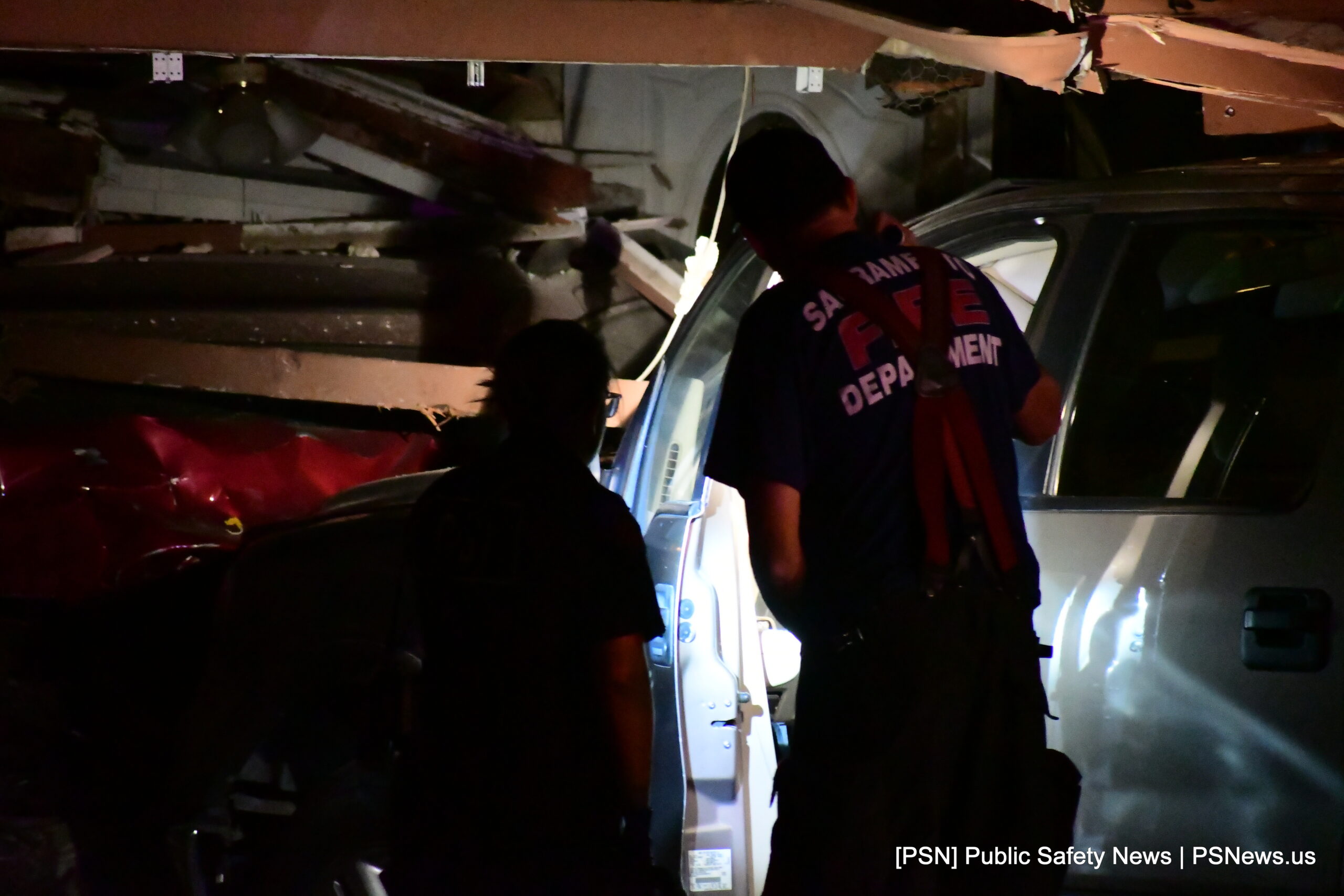POLICE LOG: Pursuit leads to crash into house with injuries, South Hagginwood 8