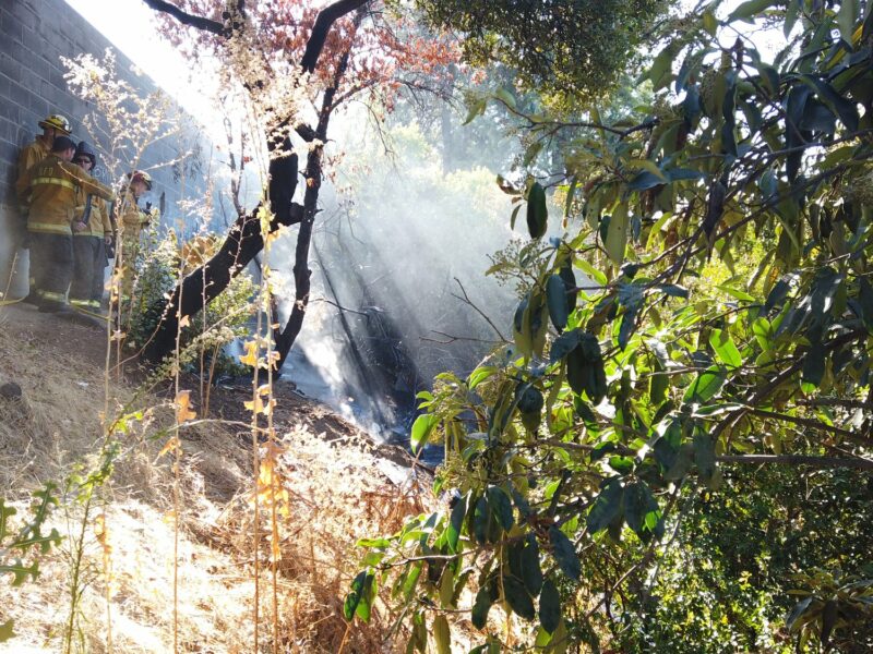 Transient Related Debris Fire Threatens Homes, 21st Avenue at 32nd Street