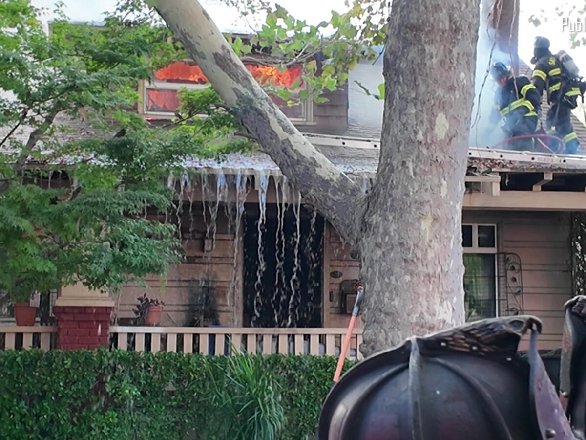 THREE-ALARM FIRE DAMAGES TWO MIDTOWN SACRAMENTO HOMES, NO INJURIES REPORTED | SACRAMENTO cover